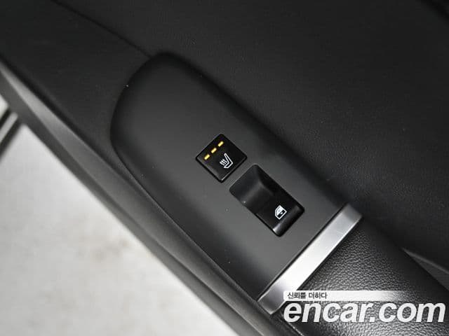 Hyundai Grandeur (GN7) люксовая версия, 2023 16