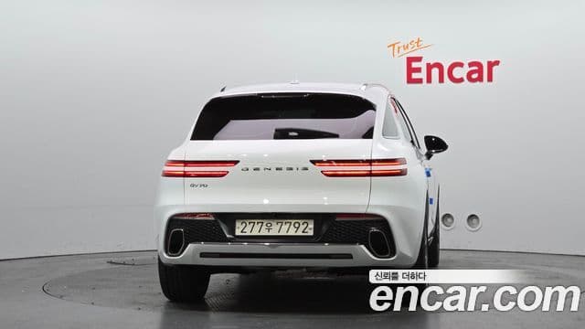 Genesis GV70, 2023 4