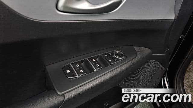 Kia The / новый New K3 2세대 Prestige, 2022 18