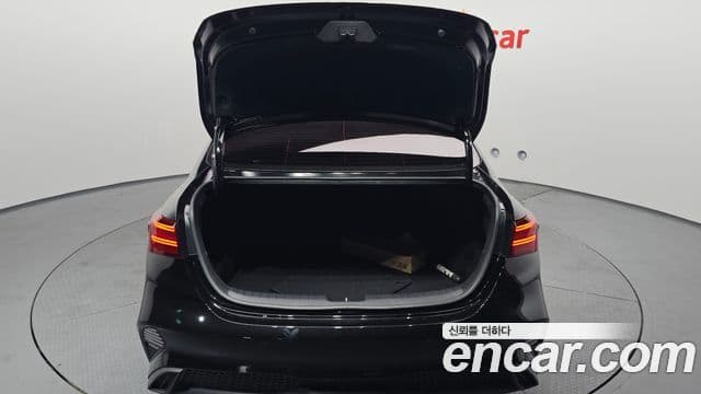 Kia The / новый New K3 2세대 Prestige, 2022 20