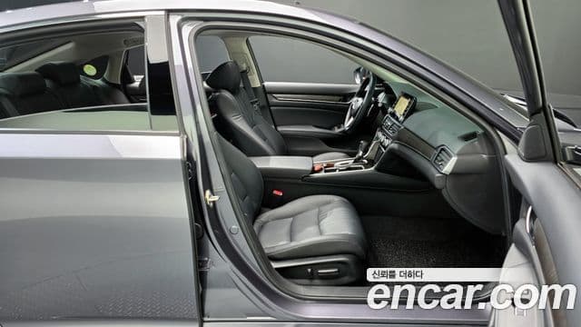 Honda Accord 10세대 1.5 турбо, 2018 10