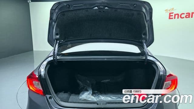 Honda Accord 10세대 1.5 турбо, 2018 20