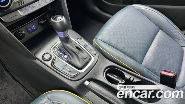 Hyundai Kona Modern Art, 2019 9