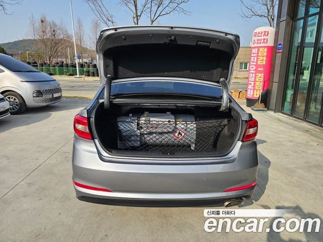 Hyundai LF Sonata Premium, 2015 6