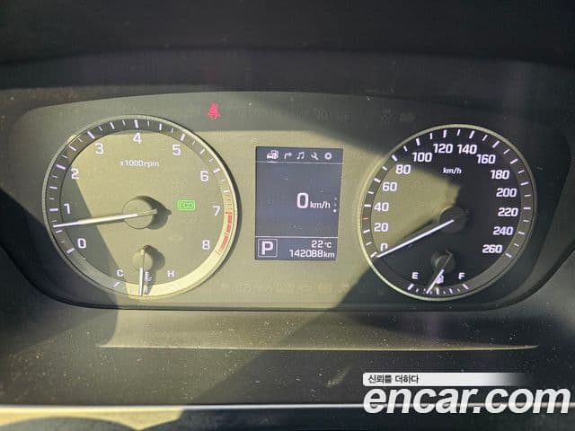 Hyundai LF Sonata Premium, 2015 13