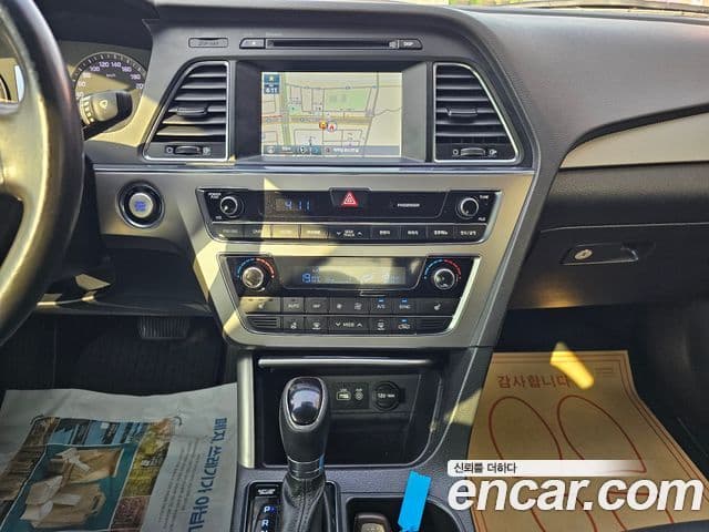 Hyundai LF Sonata Premium, 2015 14