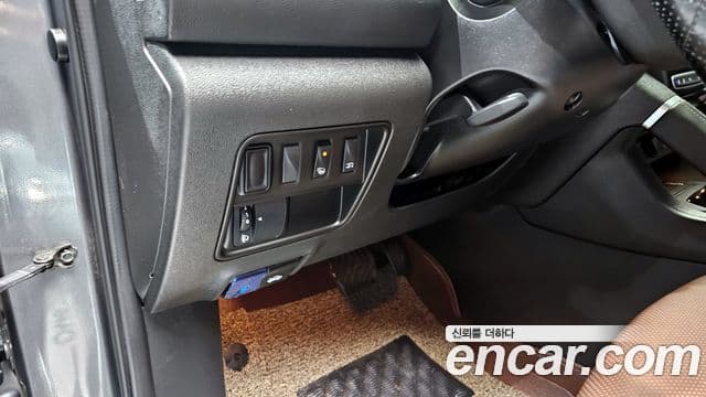 Renault Korea(Samsung) The / новый New QM6 2.0 GDe RE Signature 2WD, 2020 16