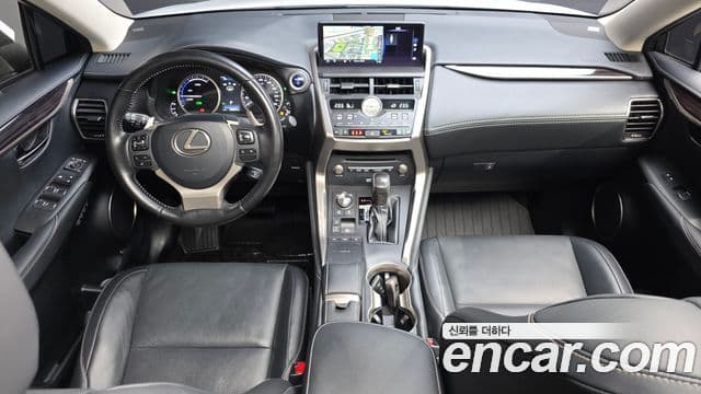 Lexus NX300h Executive, 2018 7
