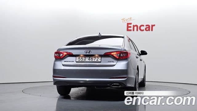 Hyundai LF Sonata Style, 2015 4