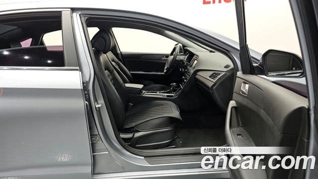 Hyundai LF Sonata Style, 2015 11