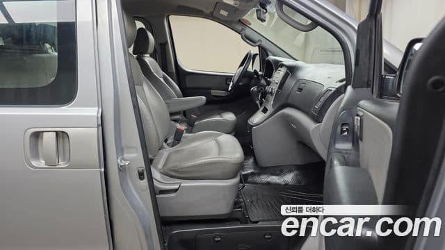 Hyundai Grand Starex CVX Luxury, 2016 11