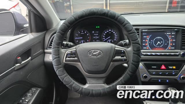 Hyundai Avante AD 1.6 GDI Value Plus, 2017 14