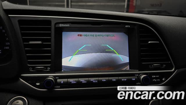 Hyundai Avante AD 1.6 GDI Value Plus, 2017 16