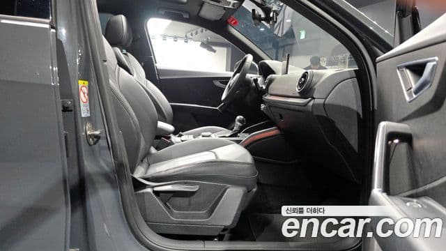 Audi Q2 Premium, 2020 11