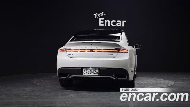Lincoln New MKZ 2세대, 2017 4