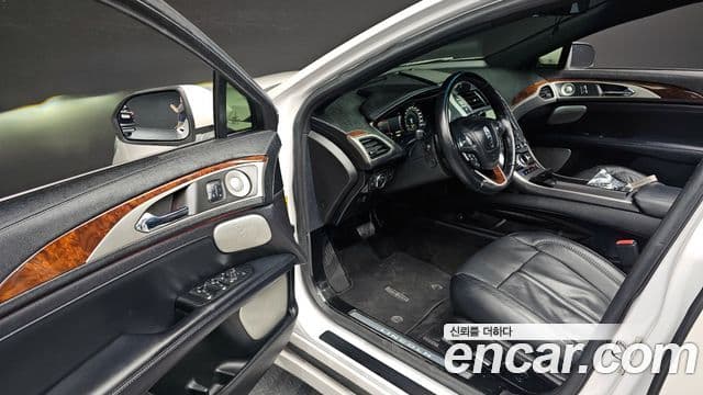 Lincoln New MKZ 2세대, 2017 11