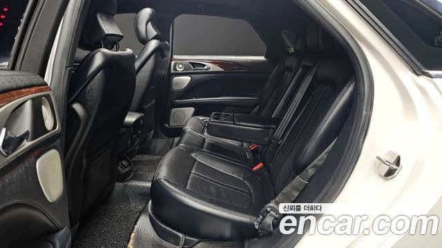 Lincoln New MKZ 2세대, 2017 12