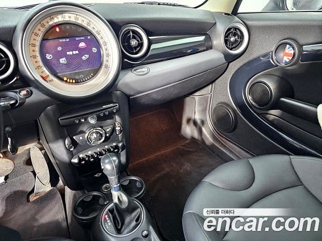 Mini Cooper SE, 2012 9