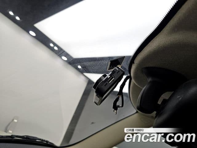 Mini Cooper SE, 2012 15