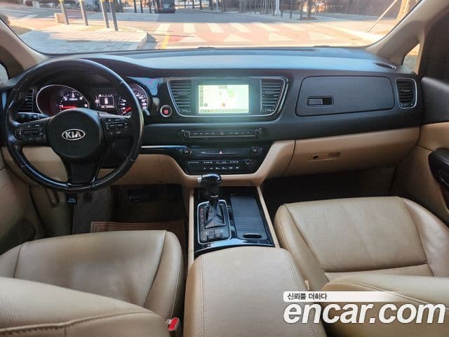Kia All New Carnival Prestige, 2015 7