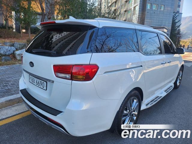 Kia All New Carnival Prestige, 2015 20