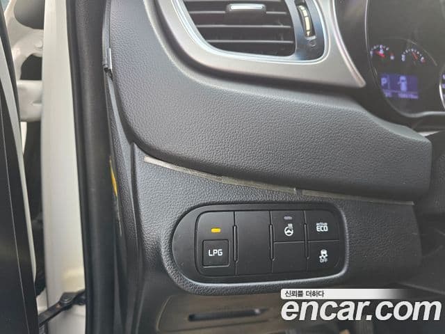 Kia All New Carens Prestige, 2014 11