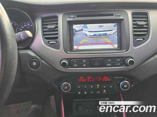 Kia All New Carens Prestige, 2014 12
