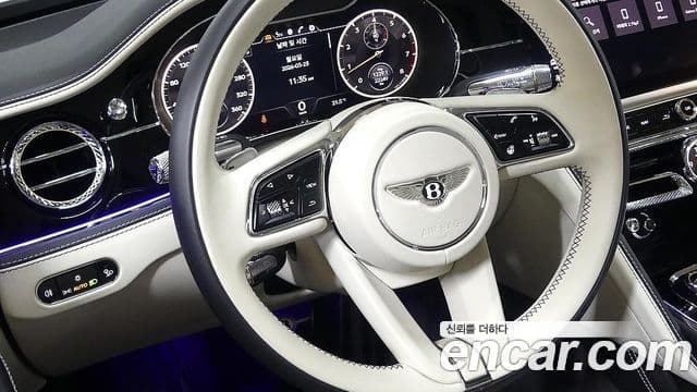 Bentley Flying Spur 3세대 4.0 Azure, 2023 11