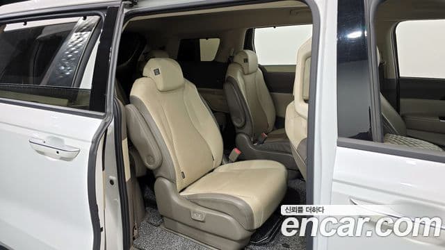Kia Carnival 4세대 Signature, 2022 12