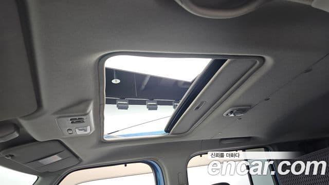 Nissan 큐브 Z11, 2004 17