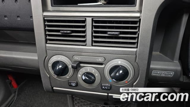 Nissan 큐브 Z11, 2004 19