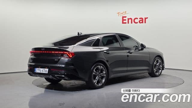 Kia K5 3세대 Signature, 2021 2