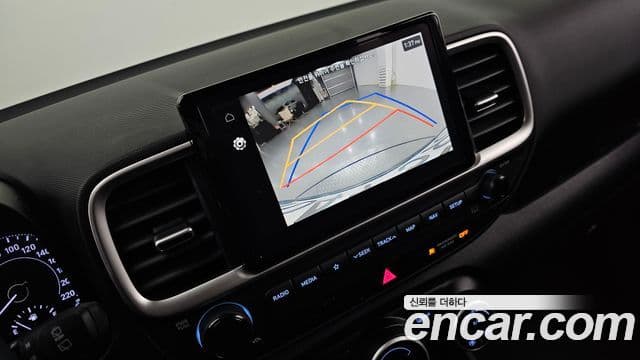 Hyundai Venue Modern, 2021 16