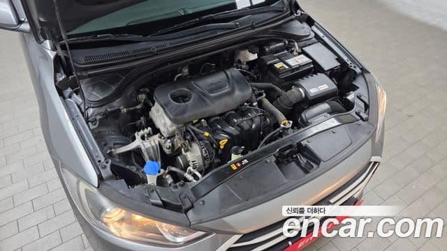 Hyundai Avante AD Style, 2018 6