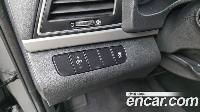 Hyundai Avante AD Style, 2018 15