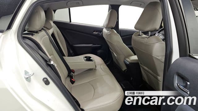 Toyota 프리우스 4세대 1.8 E, 2016 12