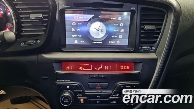 Kia K5 Luxury, 2011 12