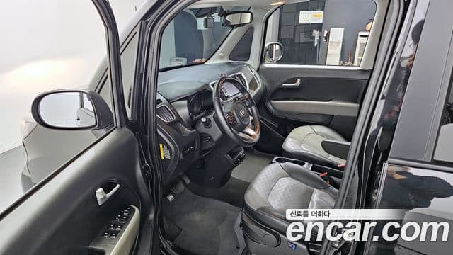 Kia The / новый New Ray Signature, 2021 10