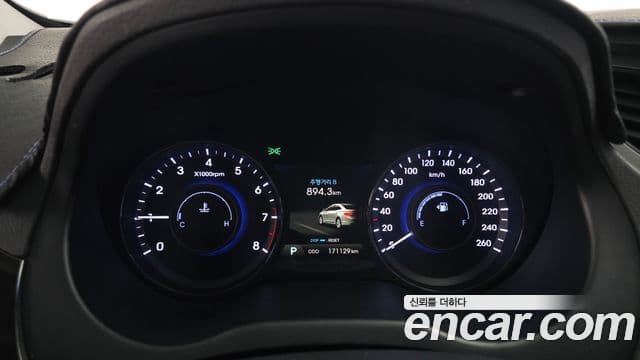 Hyundai Grandeur HG Premium, 2014 8