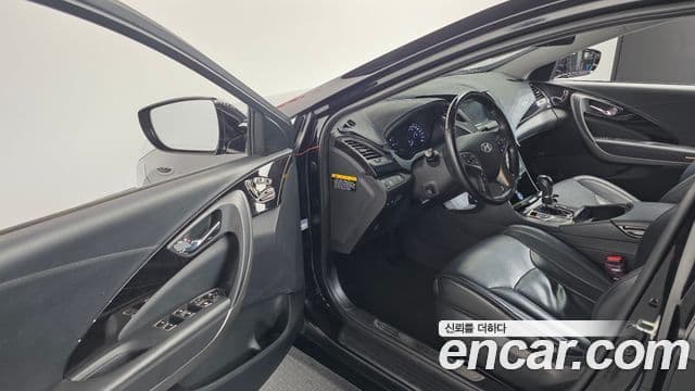 Hyundai Grandeur HG Premium, 2014 11