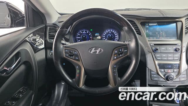 Hyundai Grandeur HG Premium, 2014 14
