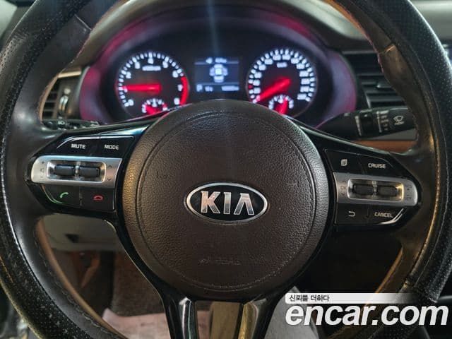 Kia All New K7 Prestige, 2016 8