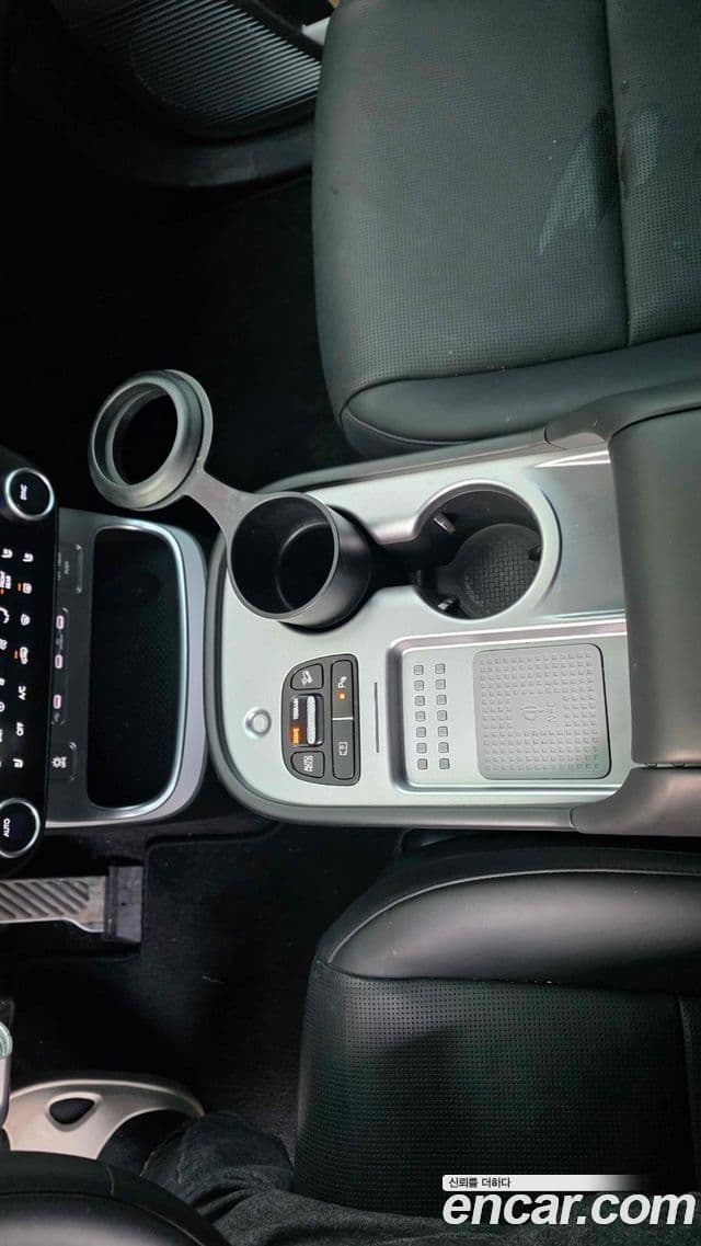 Hyundai IONIQ 9 6인승 Calligraphy, 2025 16