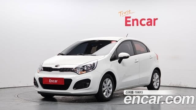 Kia All New Pride Deluxe, 2014 1