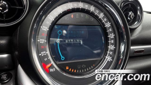 Mini Cooper SD Countryman 1세대, 2016 16