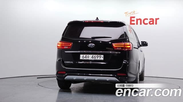 Kia The / новый New Carnival Special, 2019 4