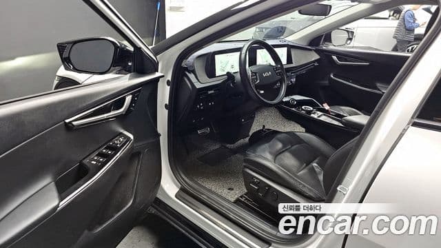 Kia EV6 Earth, 2023 10