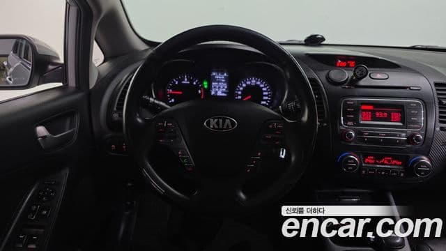 Kia K3 Luxury, 2015 13