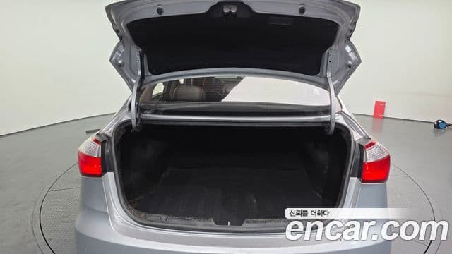 Kia K3 Luxury, 2015 20