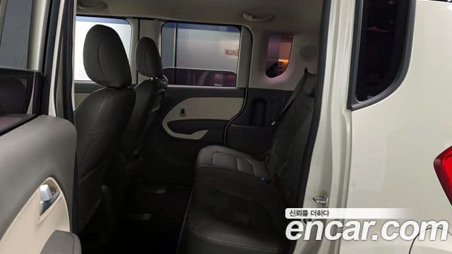 Kia Ray Luxury, 2013 13